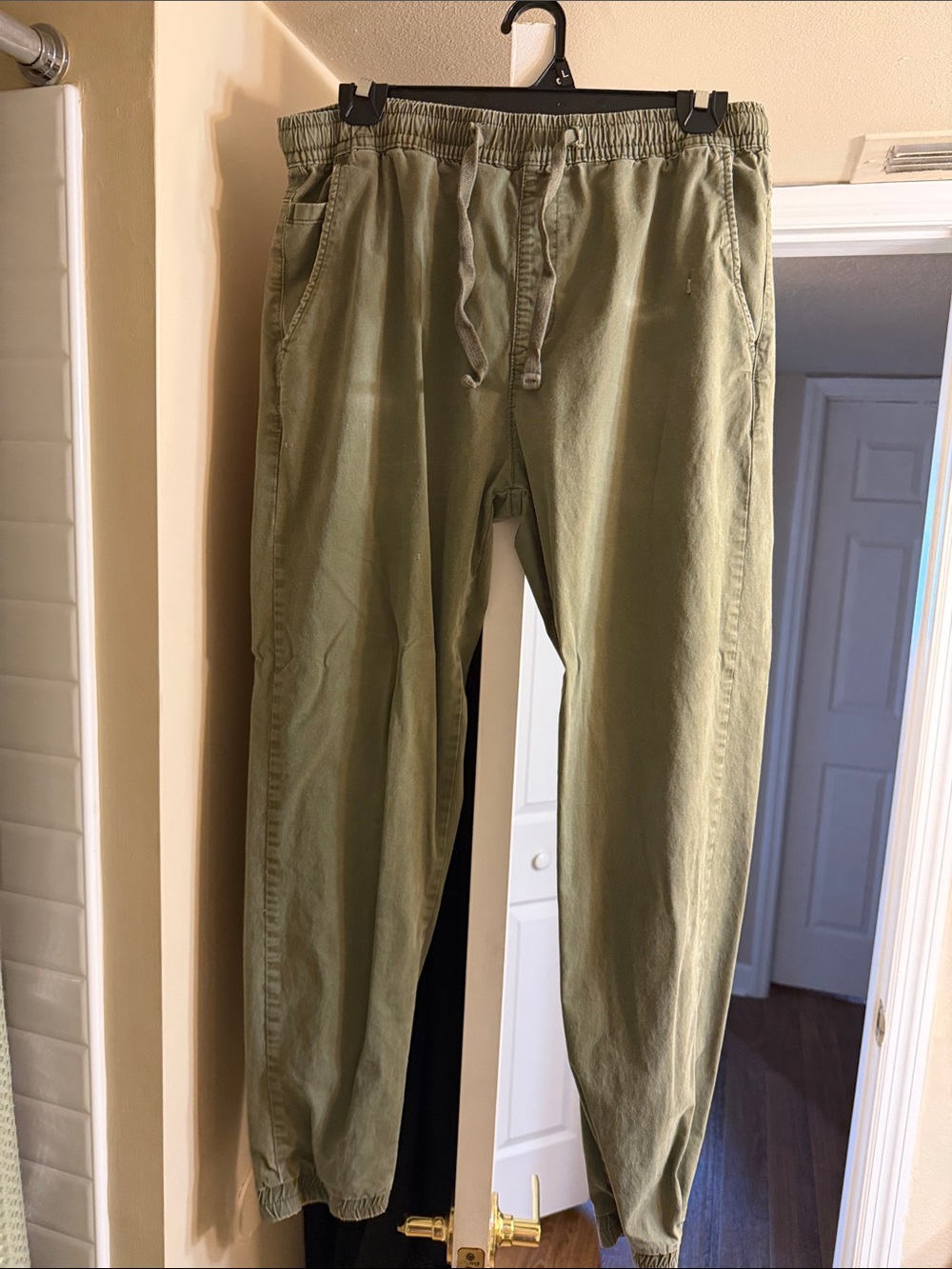 Forever 21 Olive Drawstring Jogger Pants